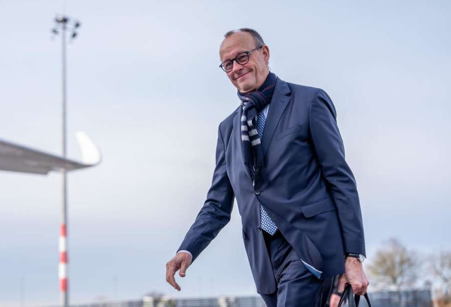 Kansler İsrailə getdi