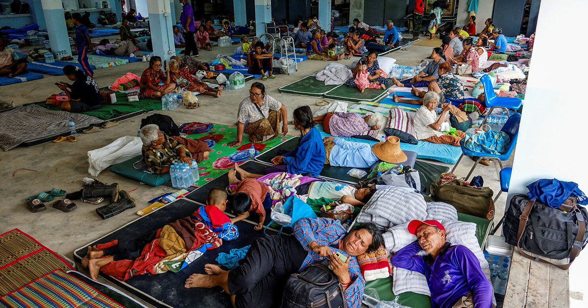 Tailand toqquşmalardan sonra sakinləri təxliyə edir