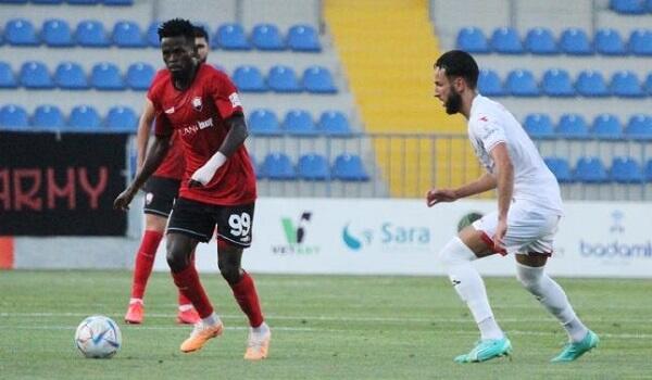 Azərbaycan komandaları dumana görə futbol oynaya bilmədilər