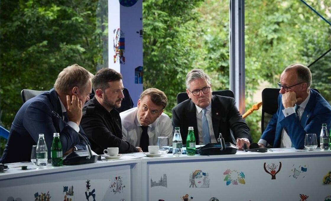 Zelenski Avropa liderləri ilə bir arada - FOTO