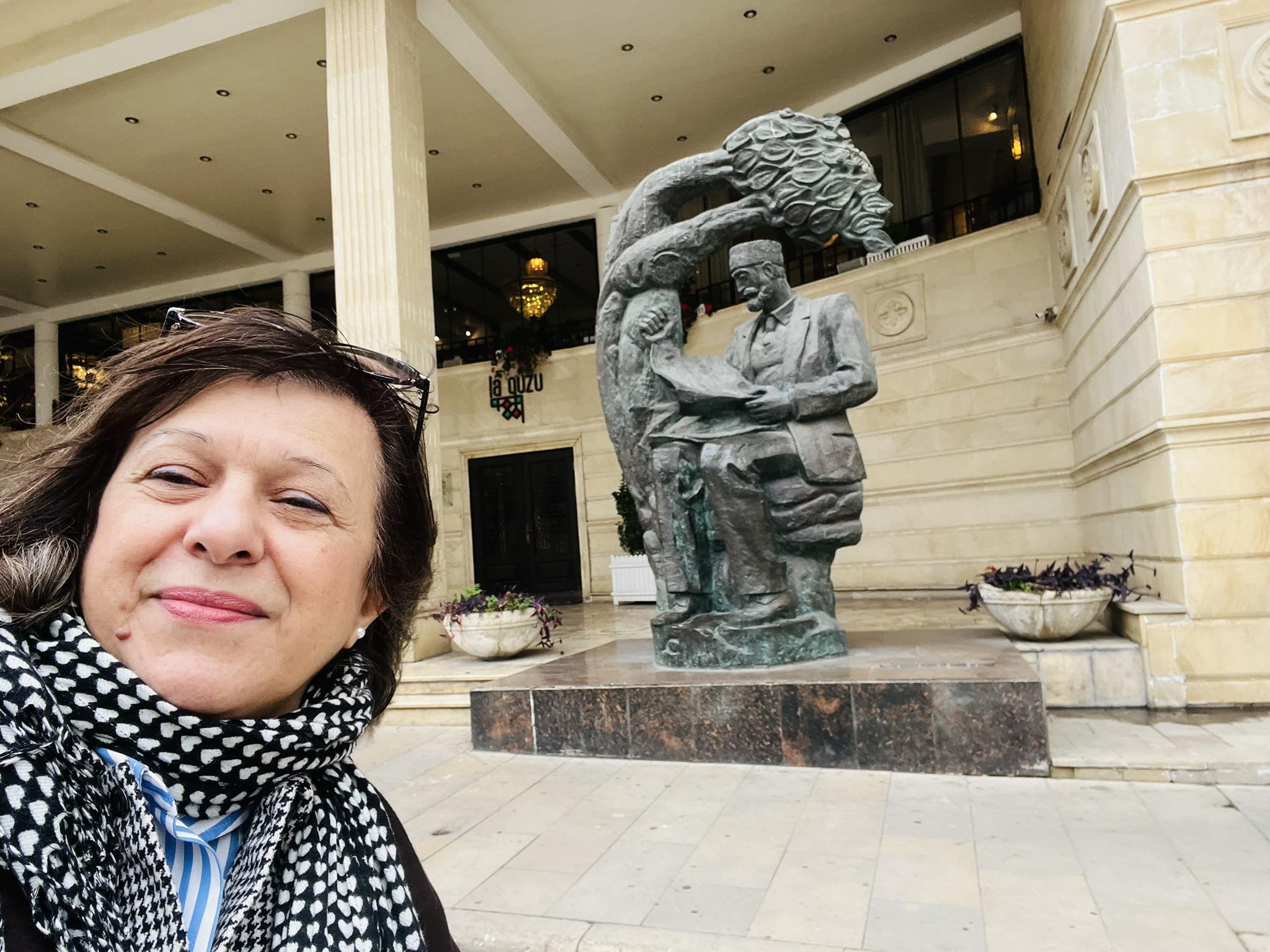 Zərdabinin heykəlinin köçürülməsi anama qarşı hörmətsizlikdir - Müəllifin qızından etiraz