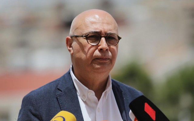 Gürcüstan səfirini geri çağırır