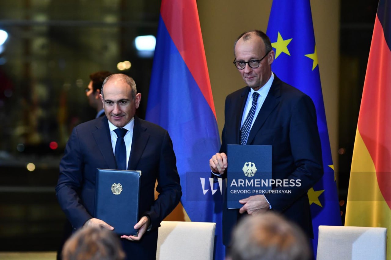 Pashinyan signed a declaration with the chancellor