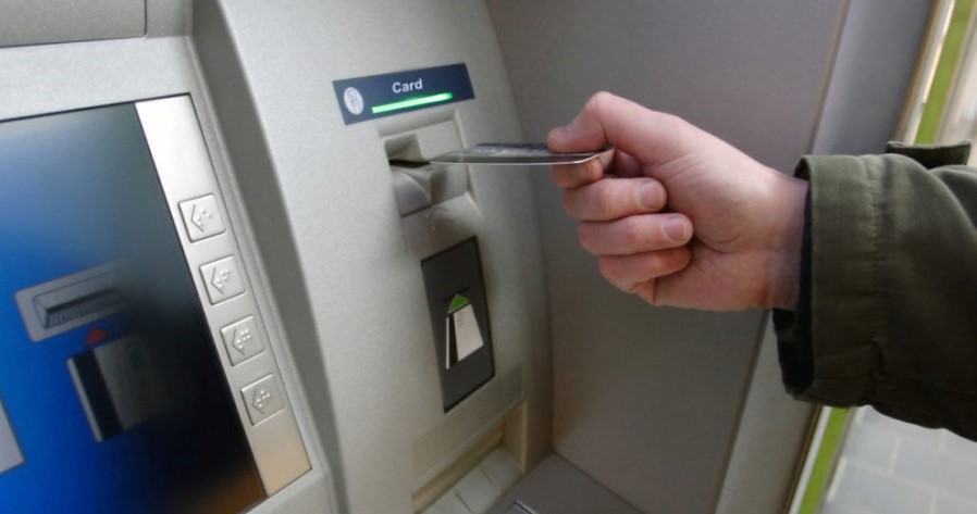 Məzuniyyətə çıxan işçilərin maaşı ilə bağlı yeni QAYDA