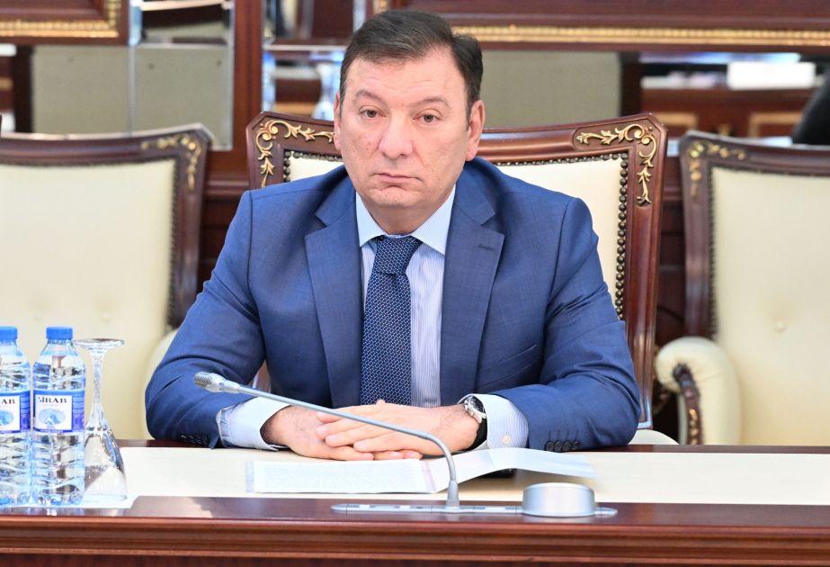 Əmək Məcəlləsinə 420 dəyişiklik ediləcək