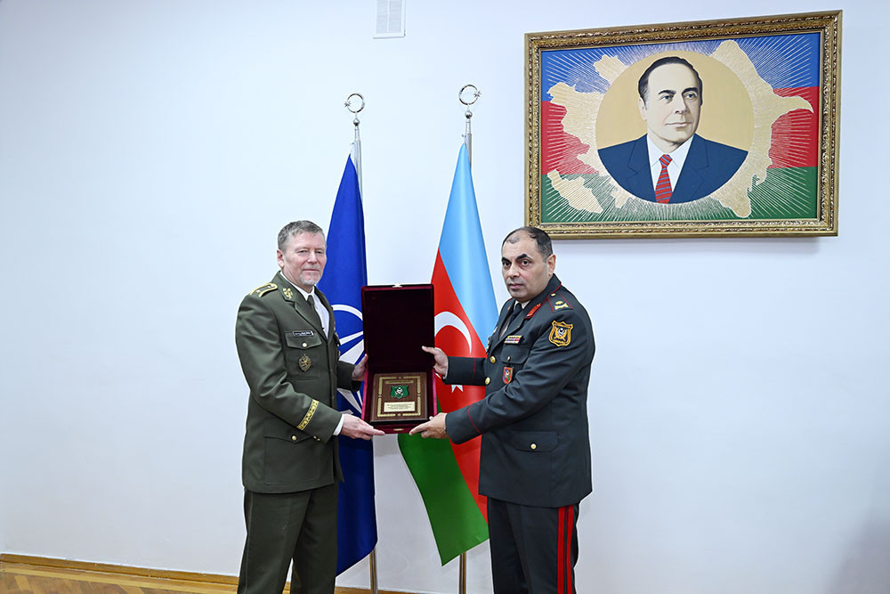 Hərbçilərimiz NATO nümayəndələri görüşdü - FOTO