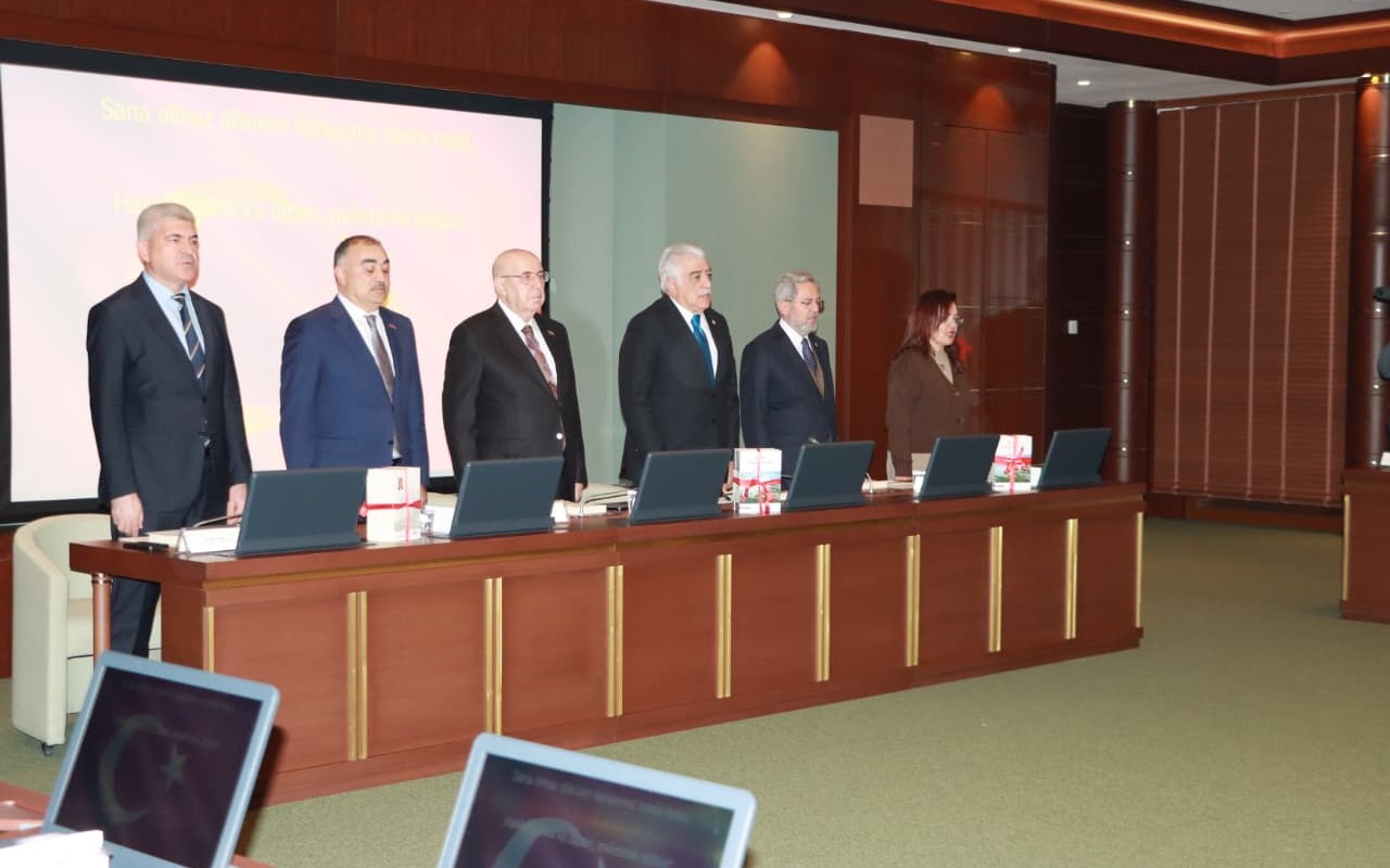 Deputatlar Ankarada Ulu Öndərin anım mərasimində - FOTOLAR