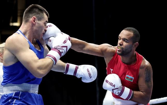 Üç boksçumuz dünya çempionatının yarımfinalında