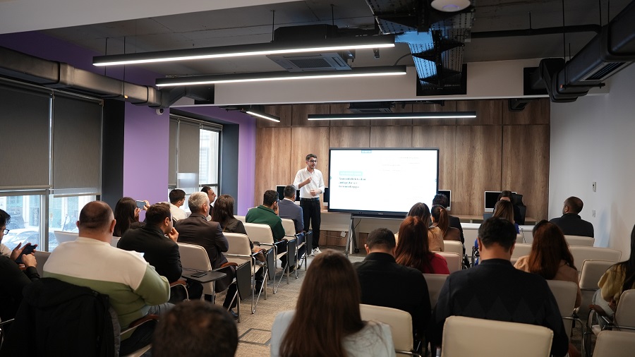 “Süni intellekt standartlarının media kommunikasiyası” - FOTO