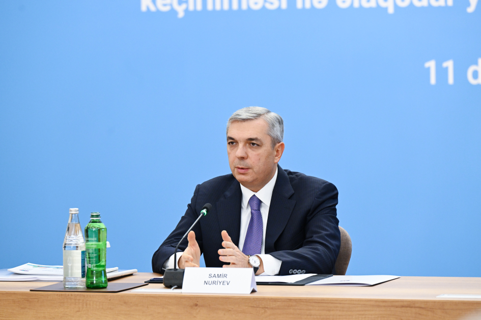 Samir Nuriyev iclas keçirdi