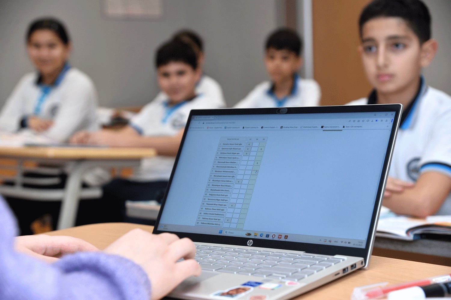 Daha bir regionda məktəblər elektron jurnala keçdi - RƏSMİ