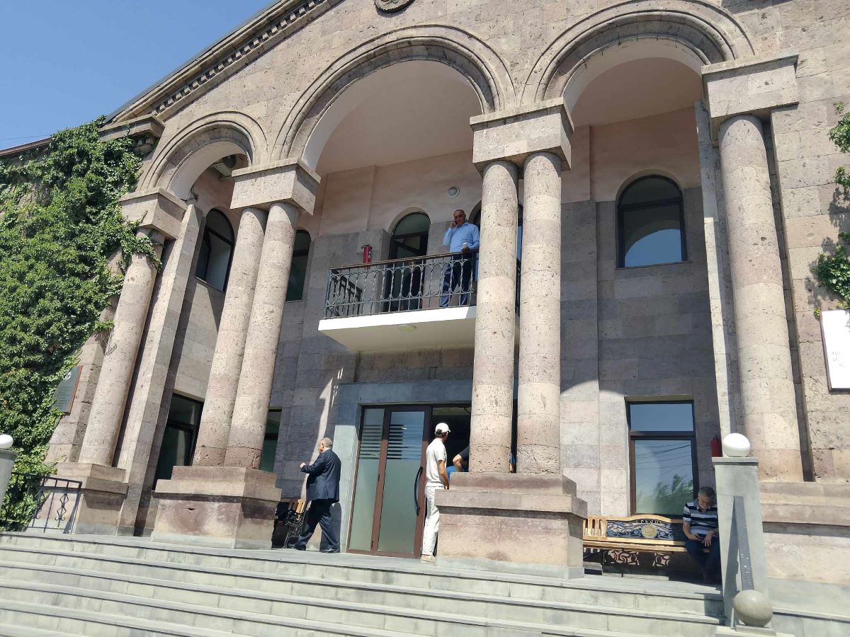 Qarabağ separatçılarının İrəvandakı "nümayəndəliyi" bağlana bilər