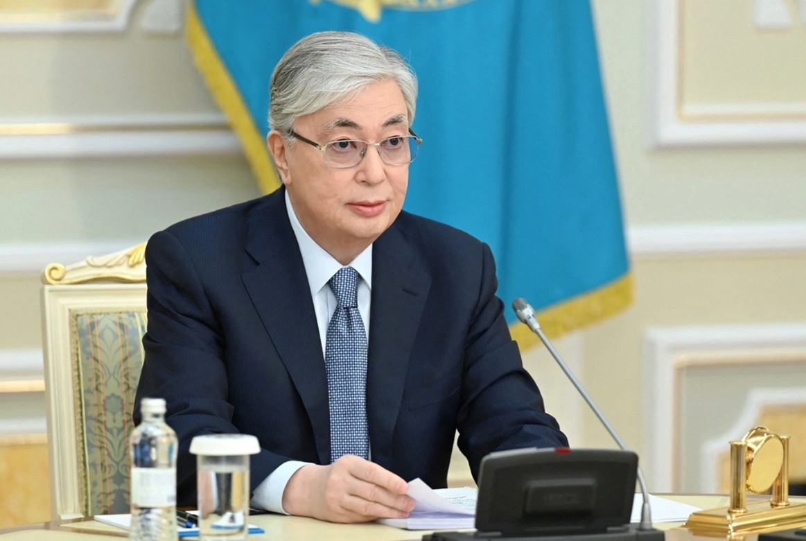 Tokayev Ermənistan-Azərbaycan sülh müqaviləsindən danışdı