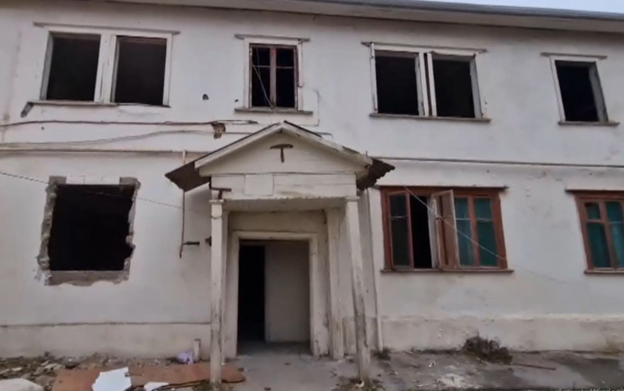 Sumqayıtda yaşayış binaları SÖKÜLÜR