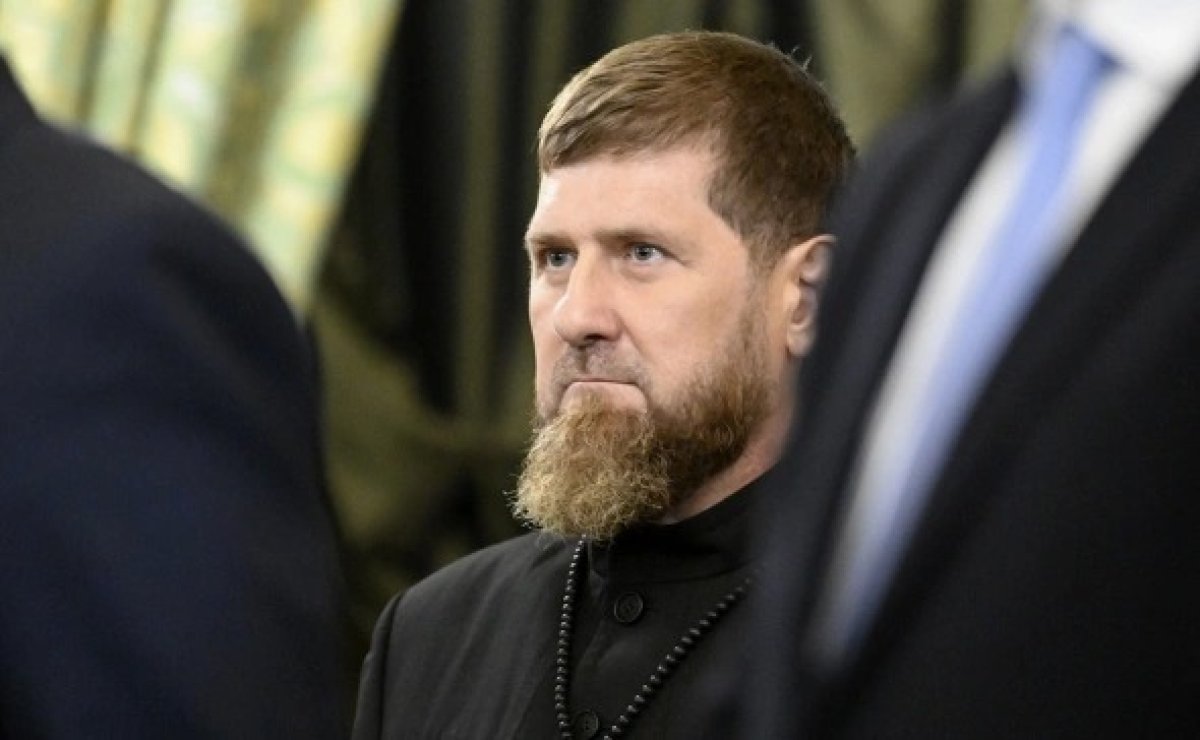 Kadırov vəzifədə qalmağa çalışır