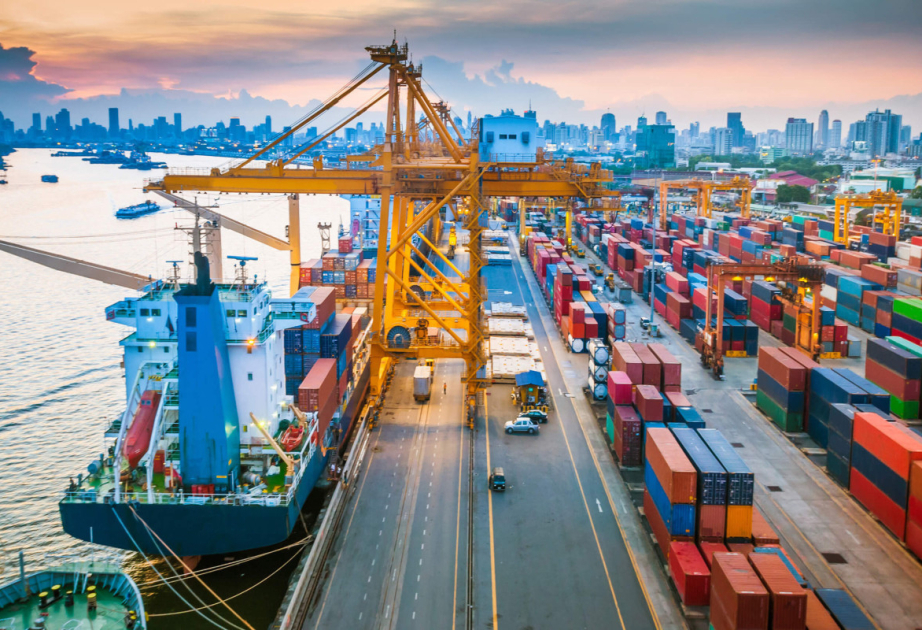 Azərbaycanda&nbsp;idxal-ixrac və tranzit də&nbsp;rəqəmsallaşır - FƏRMAN