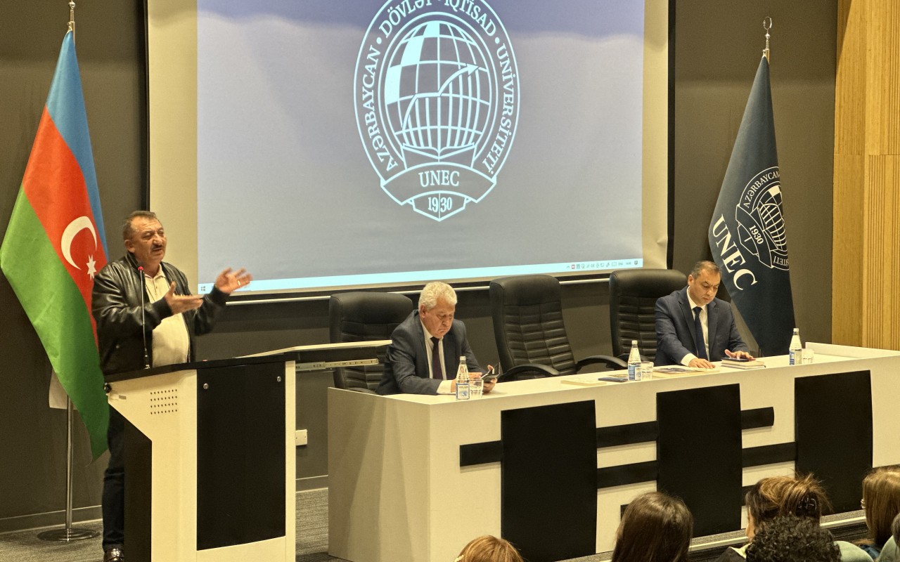 UNEC-də Muxtar İmanov və Rüstəm Behrudi ilə görüş keçirilib -&nbsp;FOTOLAR