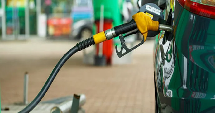 Yanacaqdoldurma məntəqələri bu lisenziyanı mütləq almalıdır