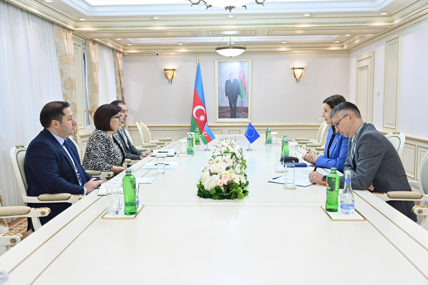 Spiker Aİ-nin Azərbaycandakı nümayəndəliyinin rəhbəri ilə görüşdü - FOTO