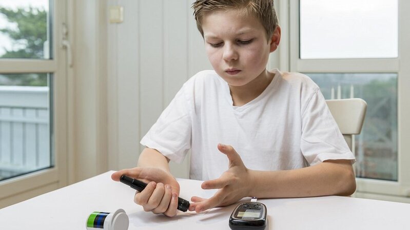 Azərbaycanda şəkər xəstəliyinin müalicəsində İLK