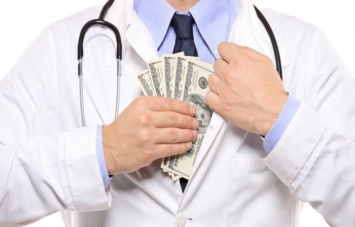 Həkimlər nə qədər maaş alır? - TƏBİB rəhbəri açıqladı