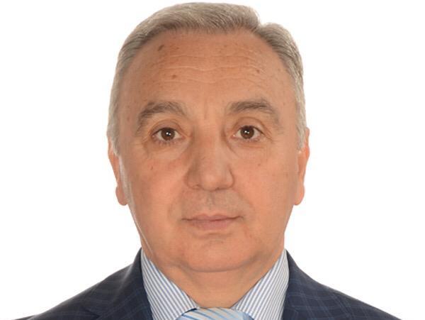 Elm, səhiyyə və cəmiyyətə həsr olunan ömür - Vəsadət Əzizovla FOTOSÖHBƏT