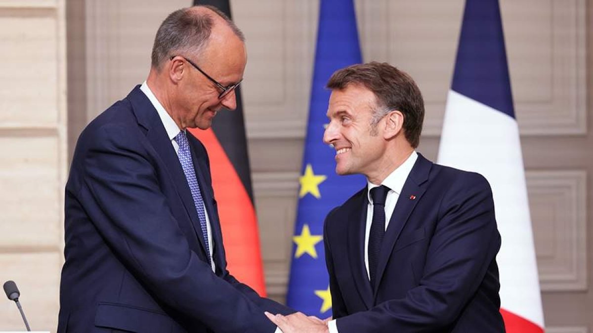 Hər kəs Makronun xəyanətindən danışır...