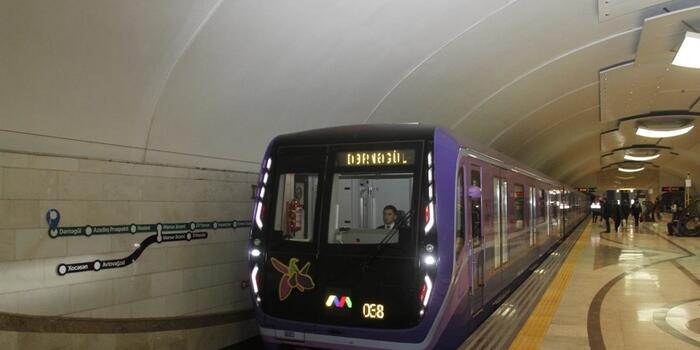 Maliyyə Nazirliyi Bakı metrosuna 245 milyon manat&nbsp;faizsiz kredit verib