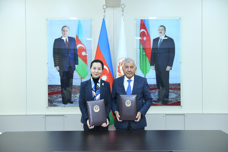 BMU Çinin Fudan Universiteti ilə əməkdaşlığa başlayır - FOTO