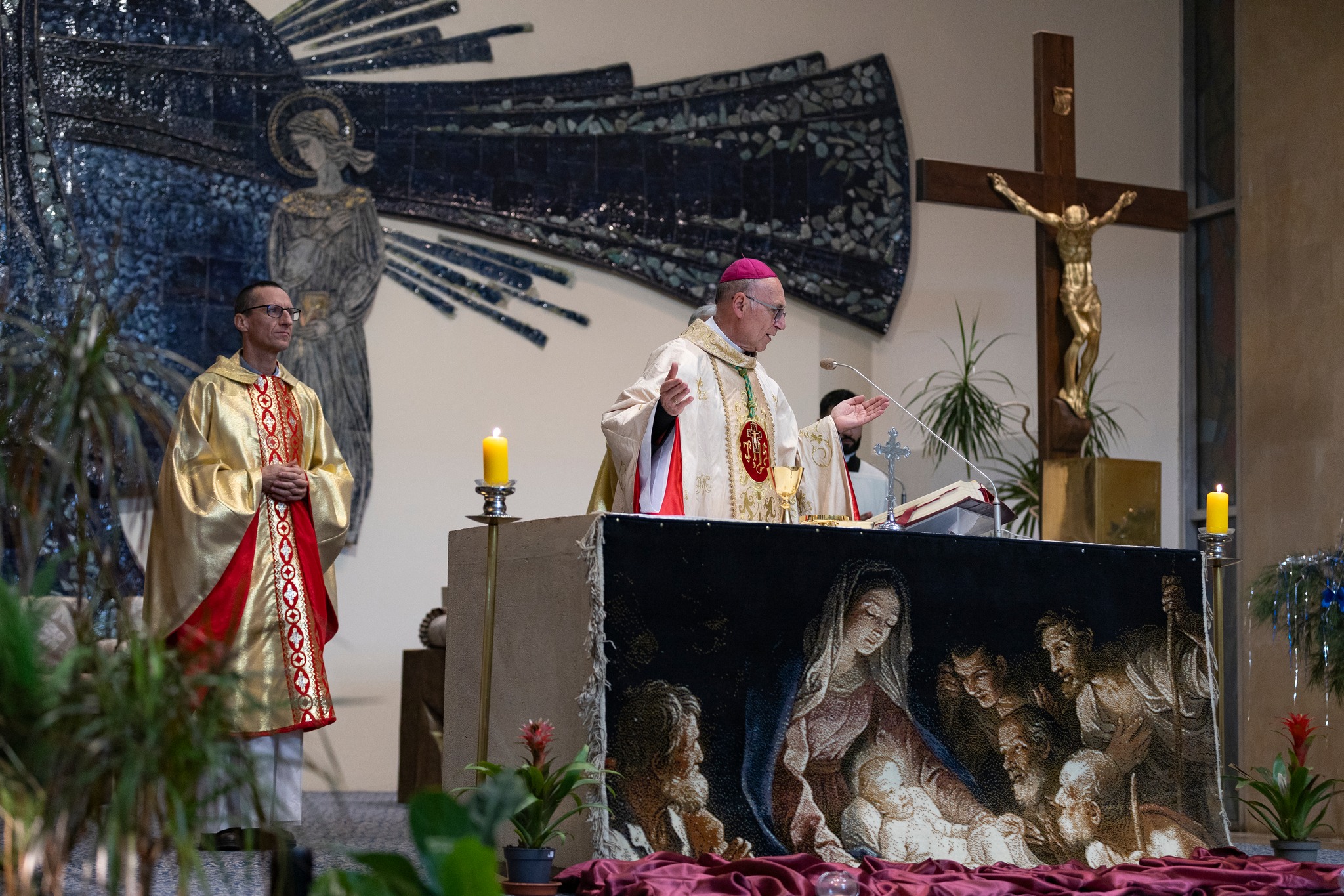 Bakıda Milad bayramı ərəfəsində dualar edilib &ndash; Fotoreportaj