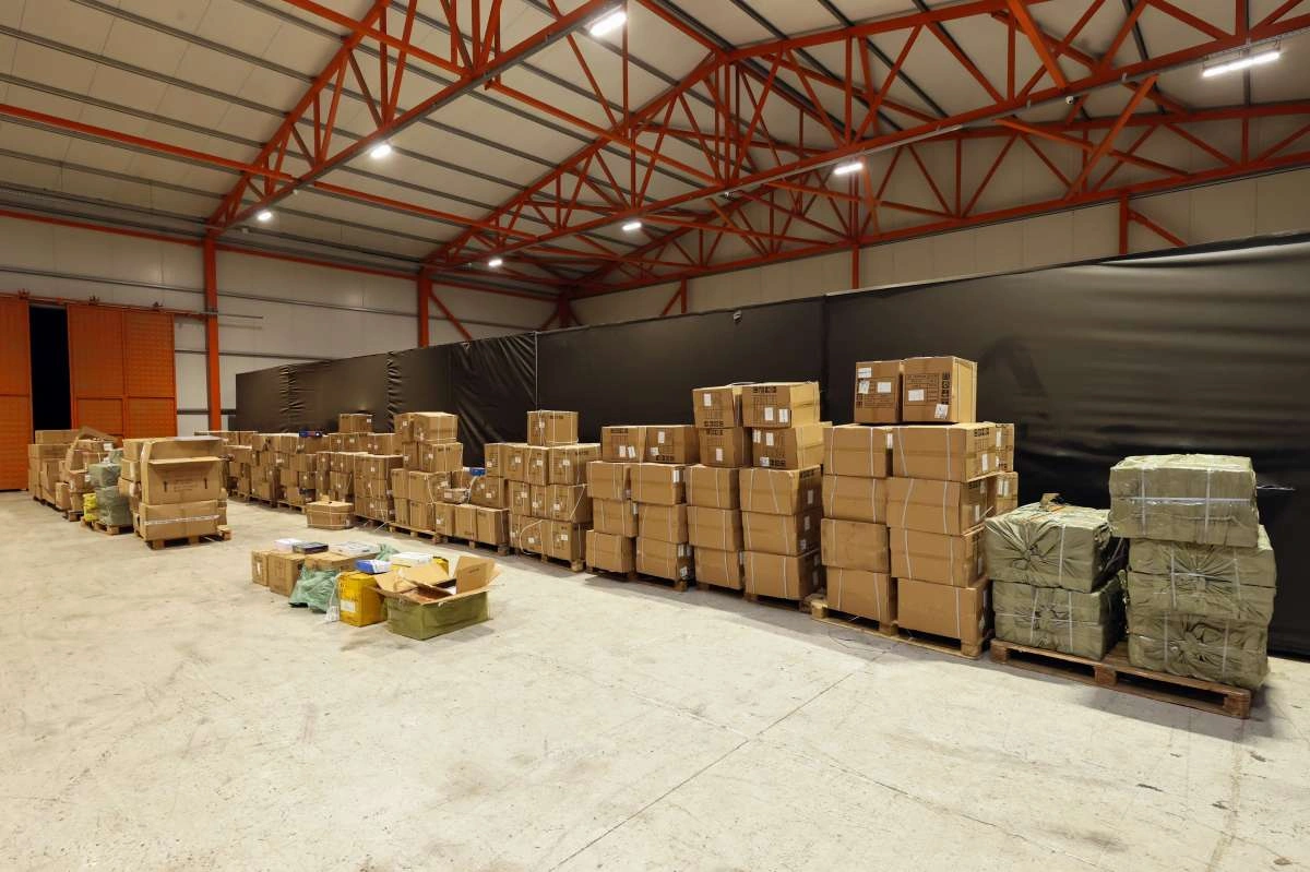 Çindən "uşaq oyuncaqları" adı ilə başqa məhsul&nbsp;gətirdilər&nbsp;- FOTOLAR