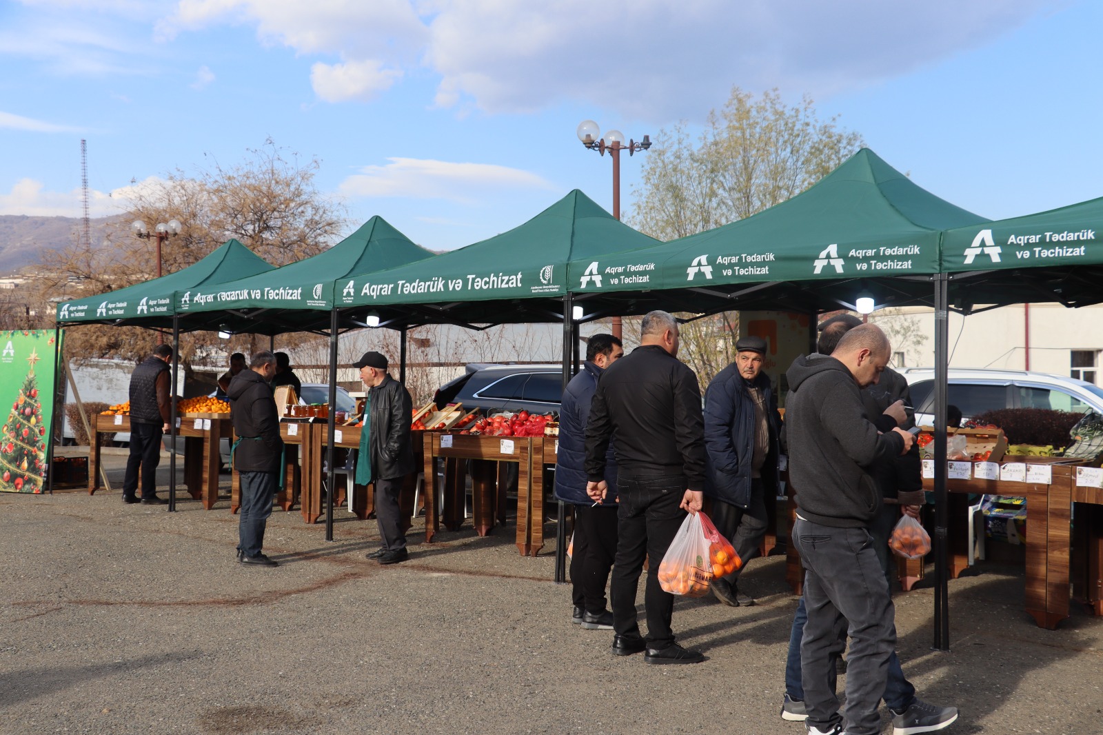 Xankəndidə Yeni il yarmarkası təşkil olunub - FOTO