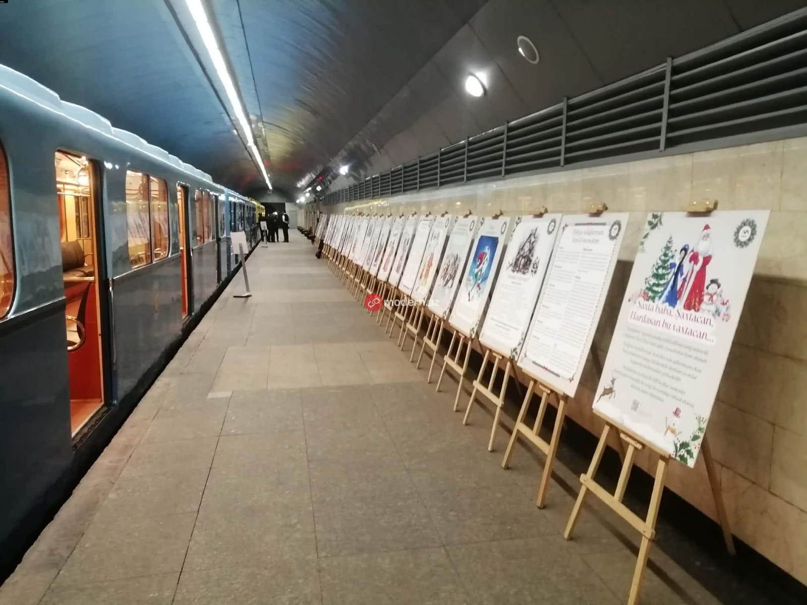 Bakı metrosunda retro vaqonlar nümayiş etdirilir - FOTOLAR&nbsp;