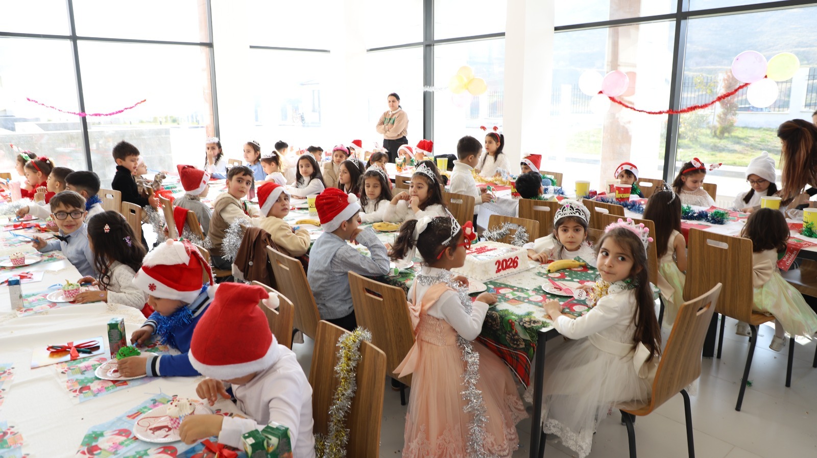 AHİK-dən uşaqlar üçün bayram şənlikləri