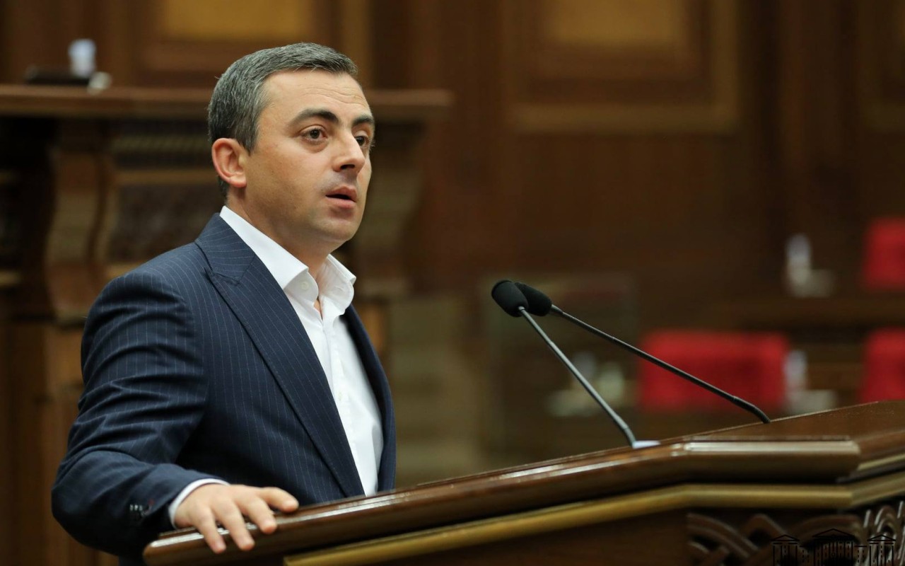 Ermənistanda müxalif deputat prokurorluğa çağırıldı