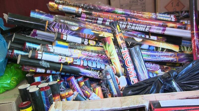 Pirotexnikadan istifadə edənlərin NƏZƏRİNƏ: cərimələnə bilərsiniz