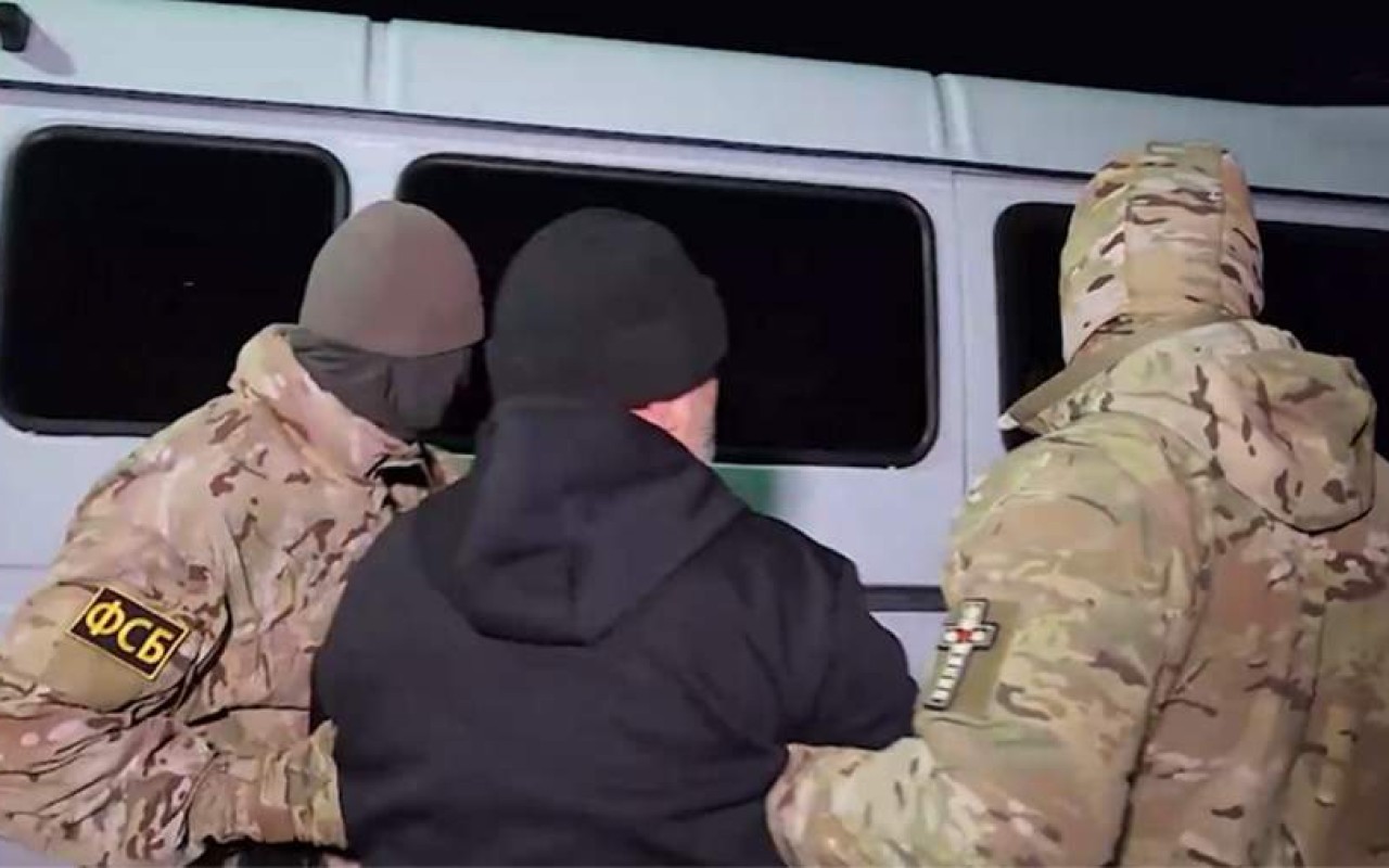 Məktəbdə terror aktının qarşısı alındı