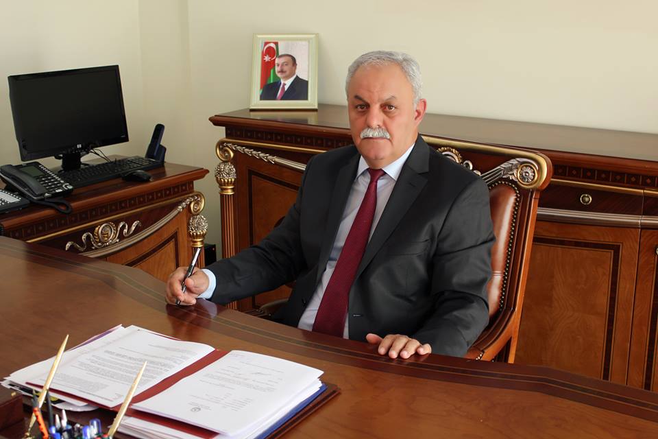 Sabiq səfirə orden verildi - SƏRƏNCAM