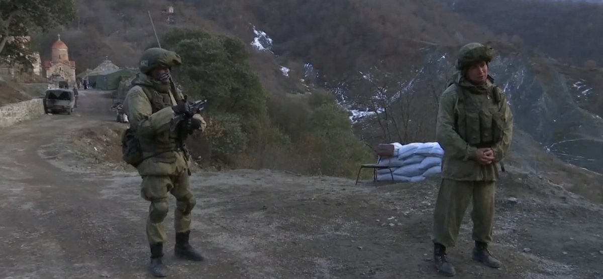 Rusiya sərhədçiləri Zəngəzur dəhlizində amerikalı jurnalisti saxladı - YENİ GÖRÜNTÜLƏR