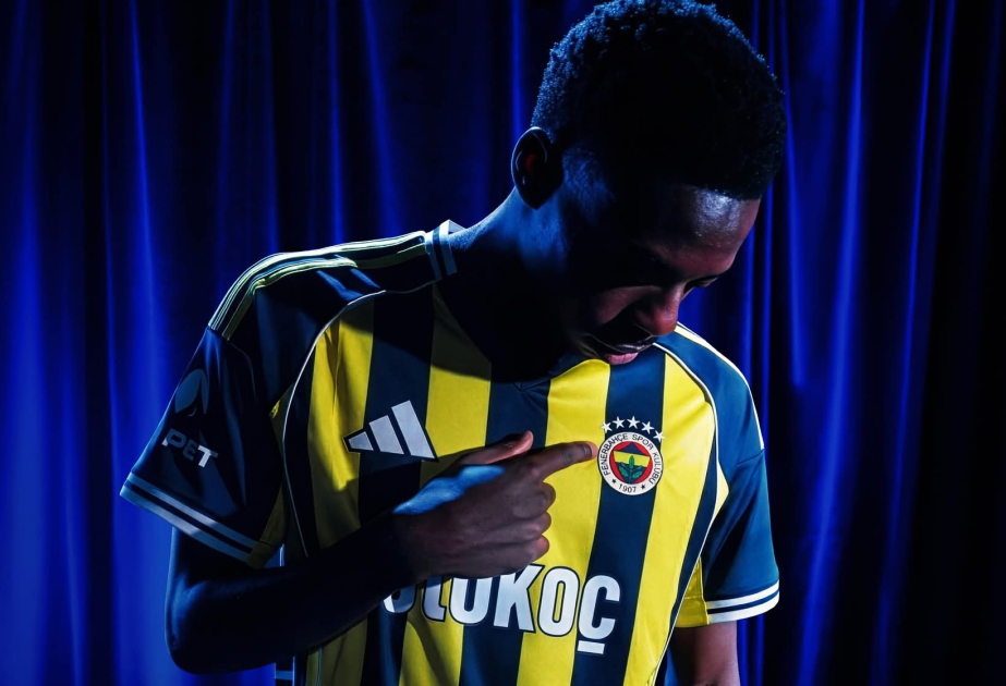"Fənərbağça" yeni transferini açıqladı&nbsp;