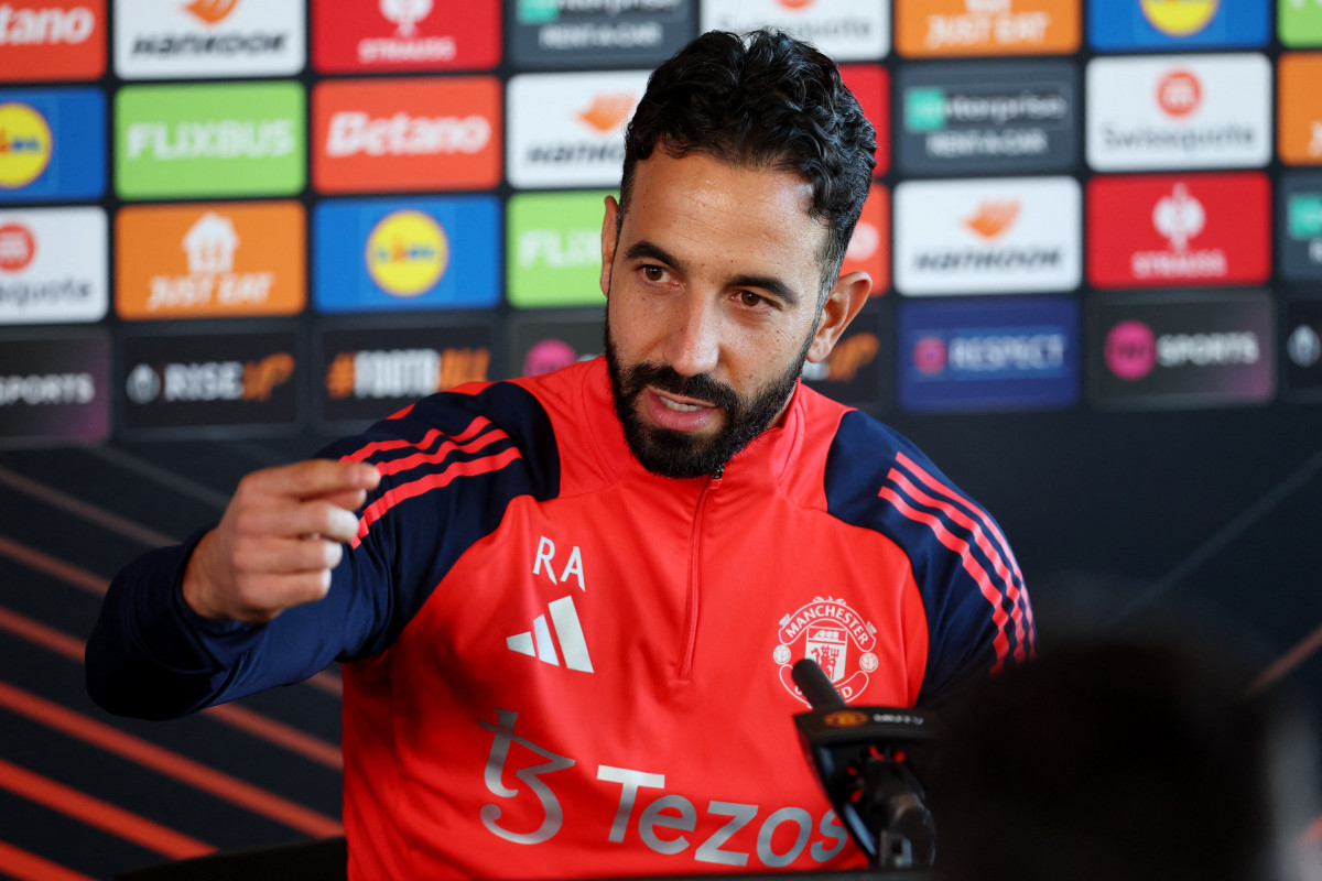 &ldquo;Manşçester Yunayted&rdquo;in baş məşqçi istefaya göndərildi