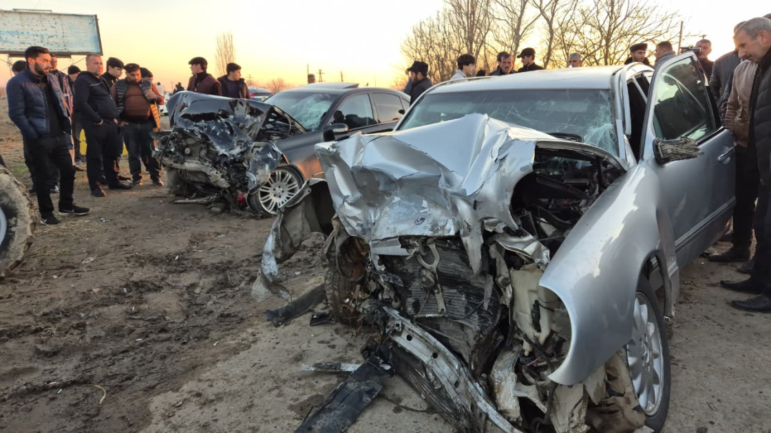 Salyanda dəhşətli qəza - 2 nəfər öldü