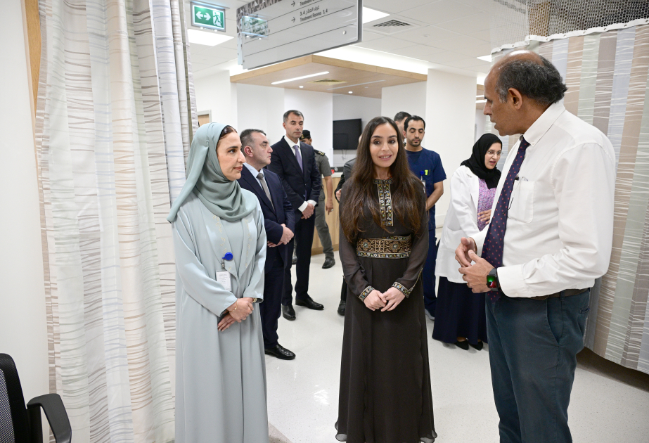 Leyla Əliyeva Maskatda Müalicə Mərkəzində