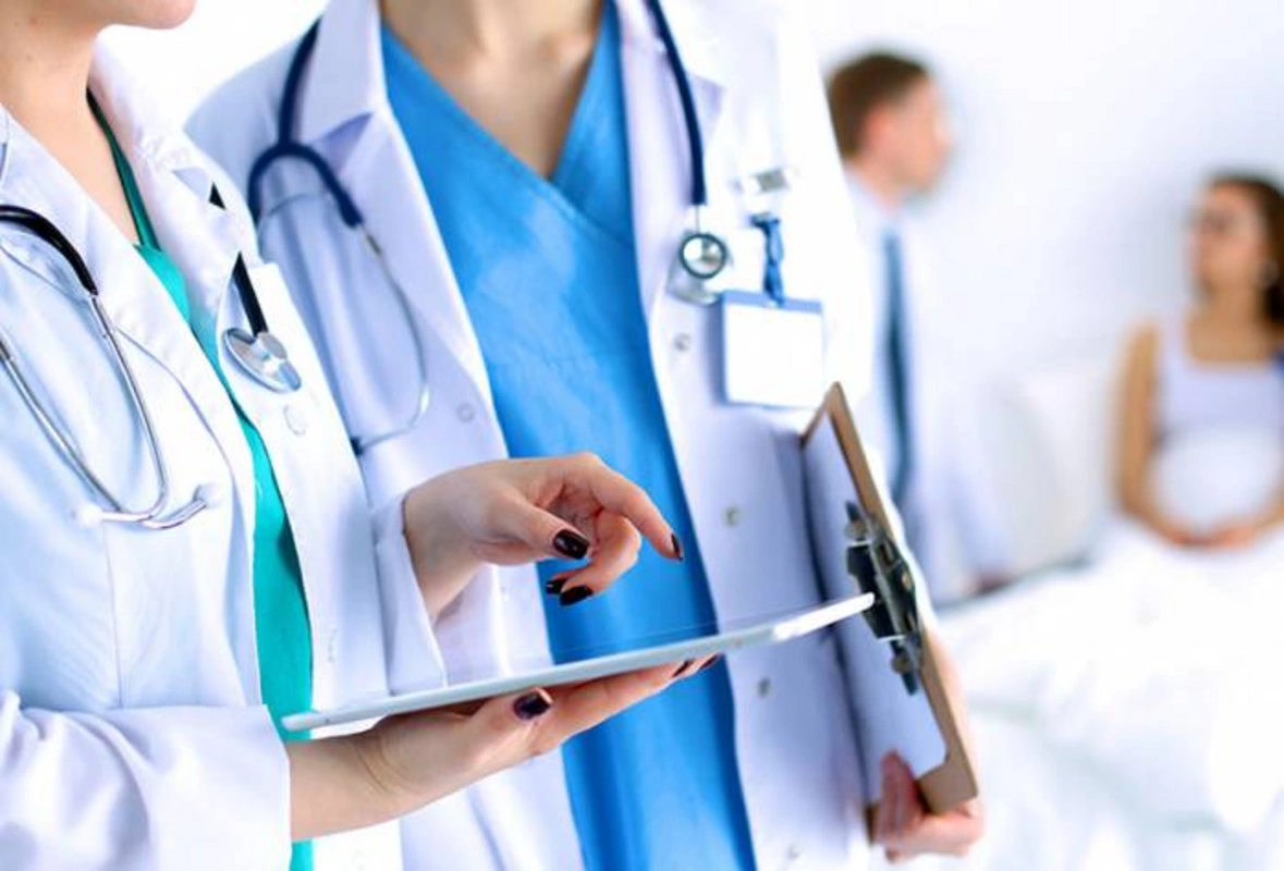 Azərbaycanda 161 tibb işçisi inzibati xəta törədib