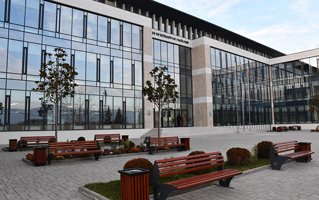 Qarabağ Universitetinin ilk uğuru&nbsp;- FOTO
