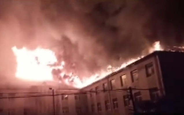 Şəkidə məktəb binası YANDI