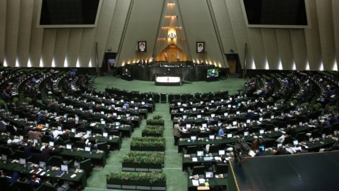 İranda parlament&nbsp;təcili TOPLANDI