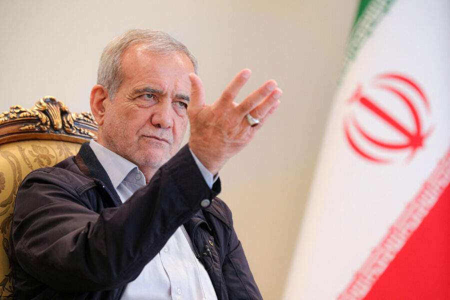 Pezeşkian xalqı meydanlara ÇAĞIRDI