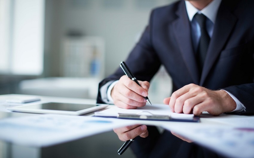 Məktəb direktoru olmaq istəyənlərin SAYI