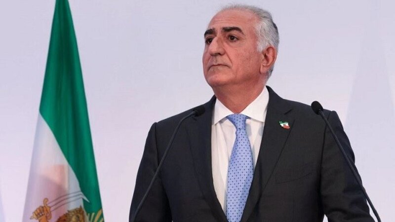 İran şahının oğlu ordunu xalqa qoşulmağa çağırdı